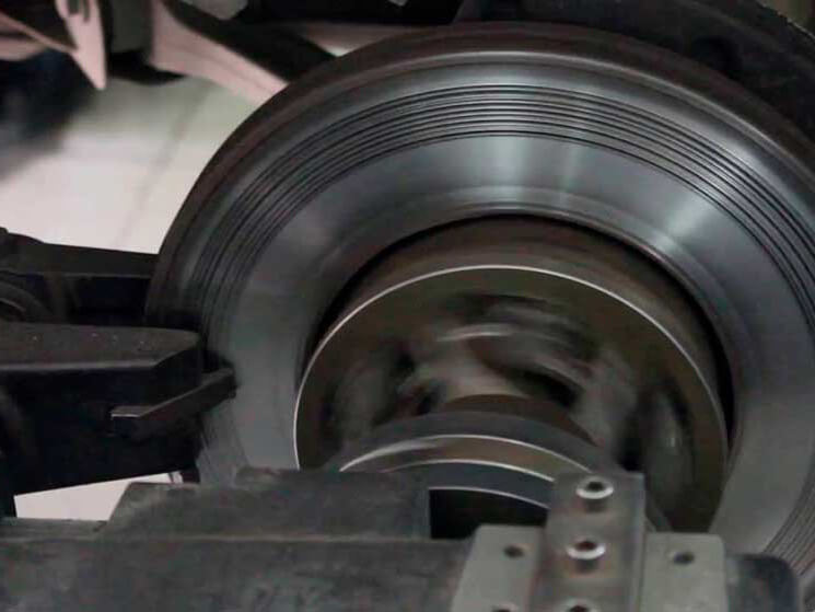 Проточка тормозных дисков со снятием