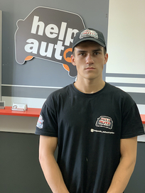 Кусочек Александр  Механик. Основное направление - сварка